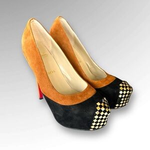 Christian Loubotin Paris, Black/ Brown Suede Pumps.